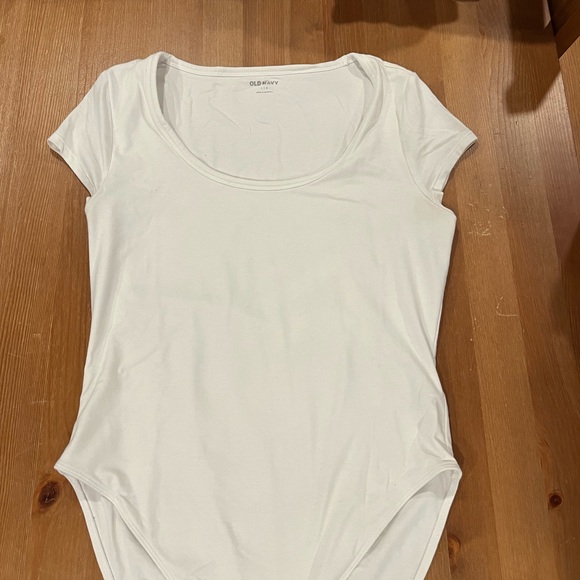 Old Navy Tops - Old Navy Women's Scoop Neck White Bodysuit